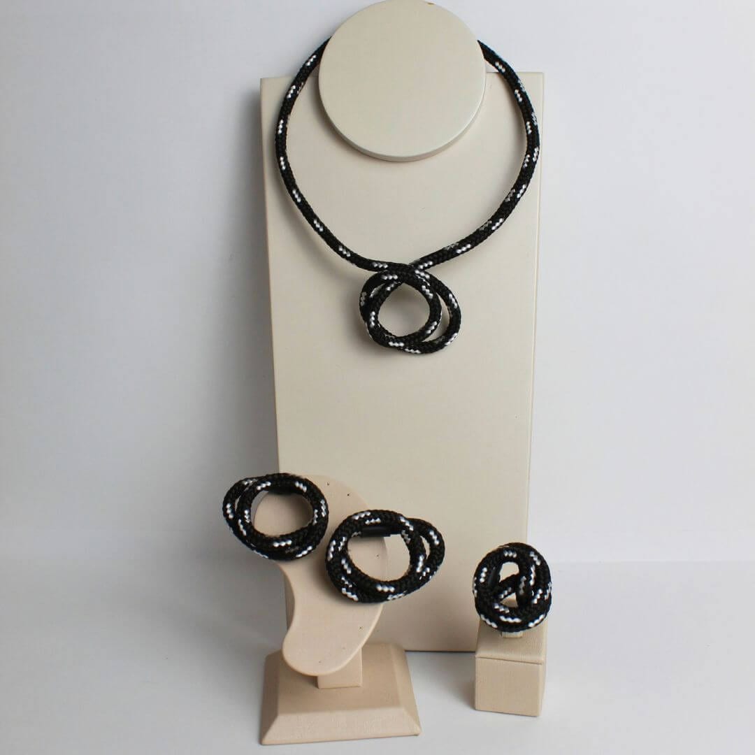 Conjunto Maré Preto Riscado