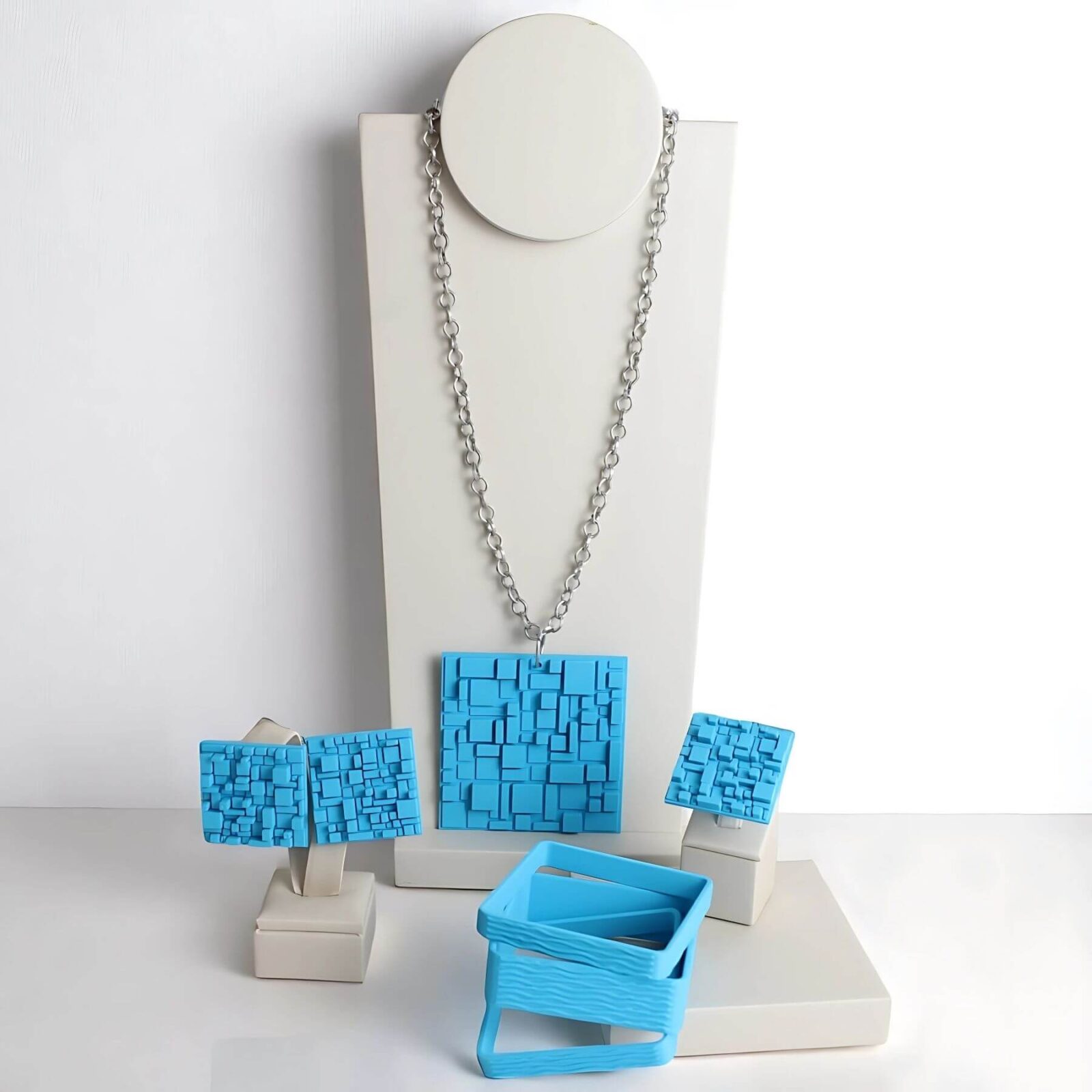 Conjunto Quadriculado Azul – Colar Longo + Brinco + Anel