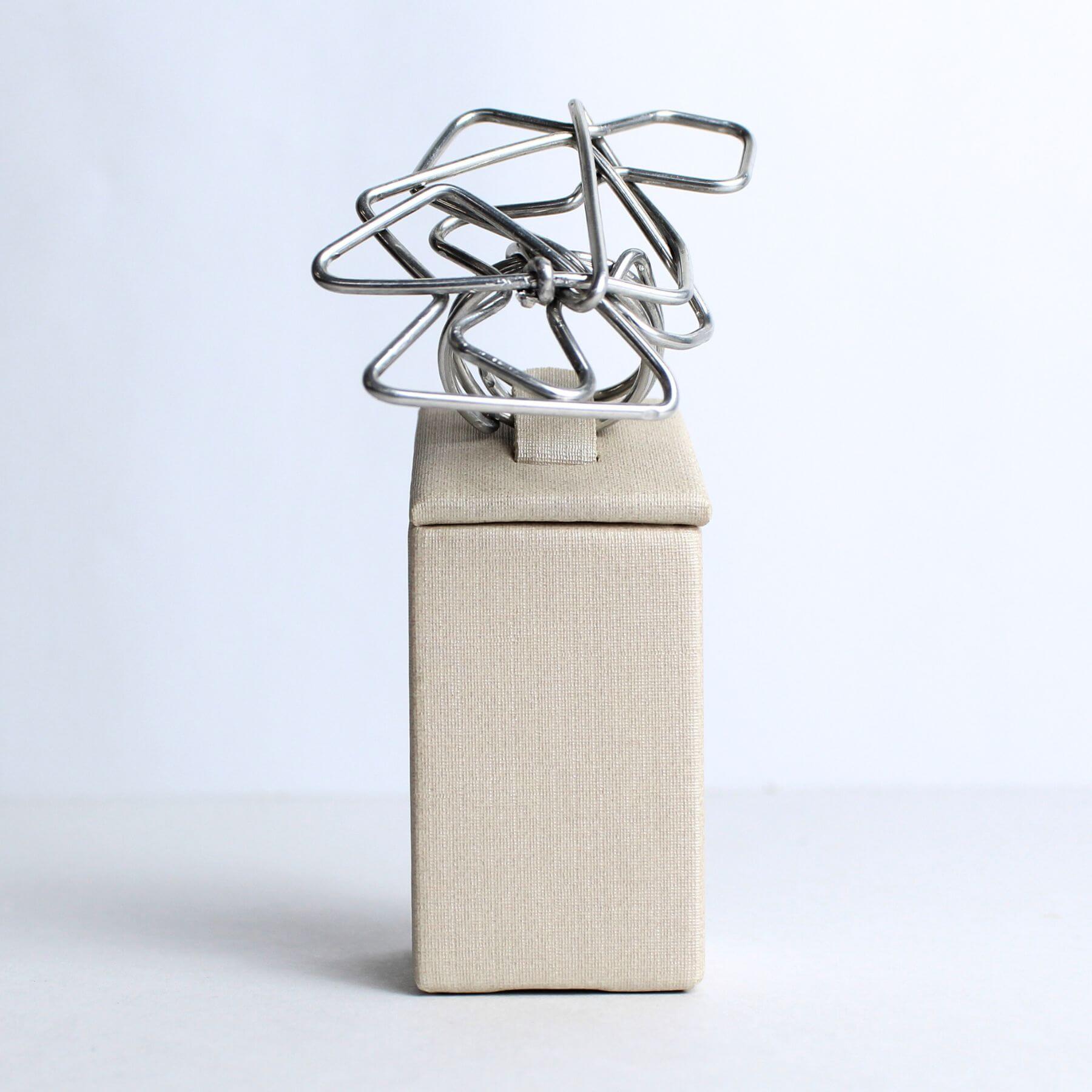 Anel fios de aluminio clau khawali