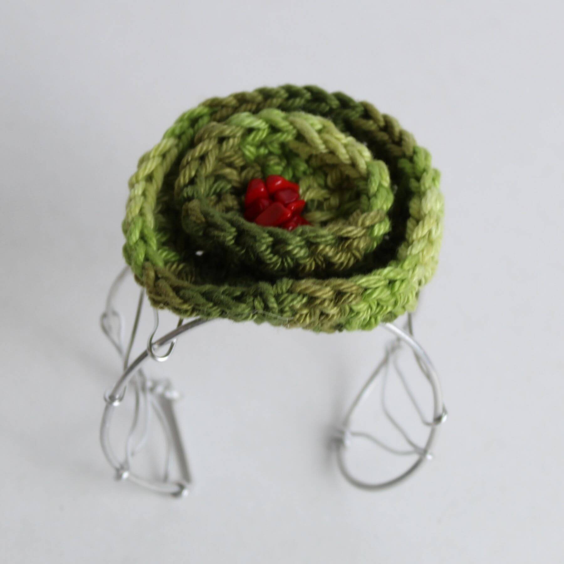 Pulseira De Crochê Com Flor Verde