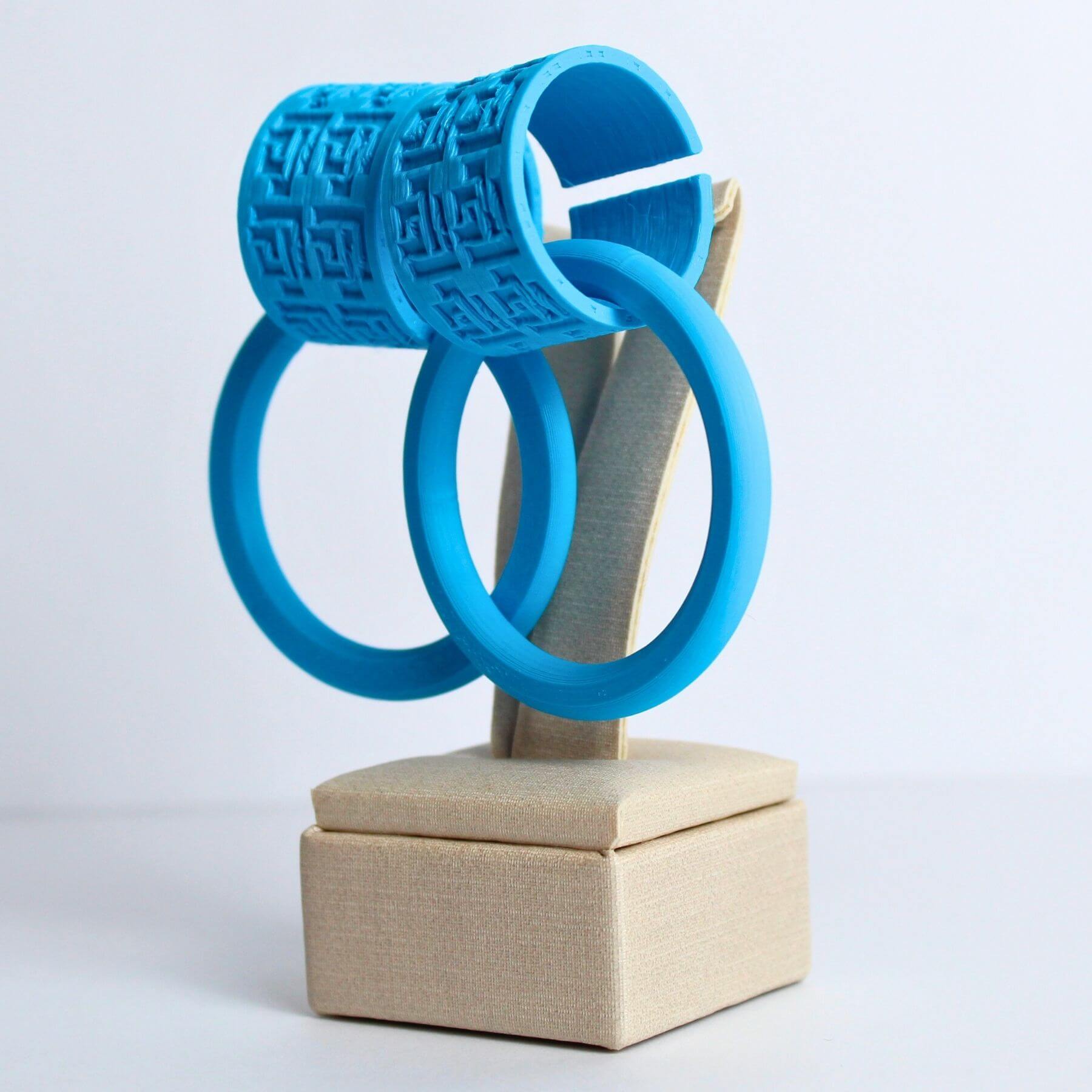 Brinco Argolas Gregas Azuis