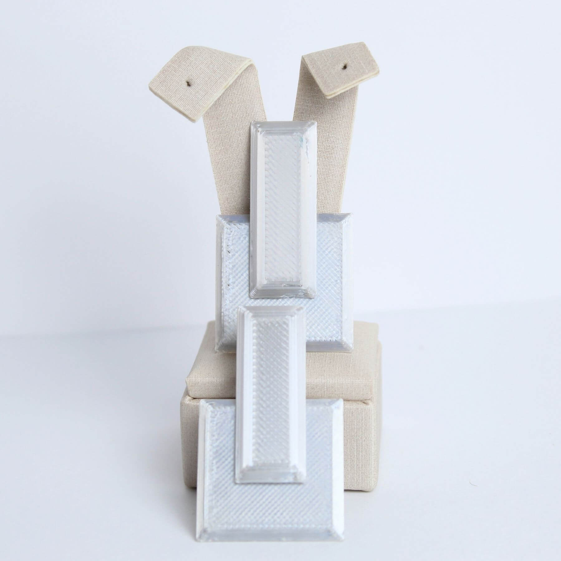 Brinco Prisma Prateado