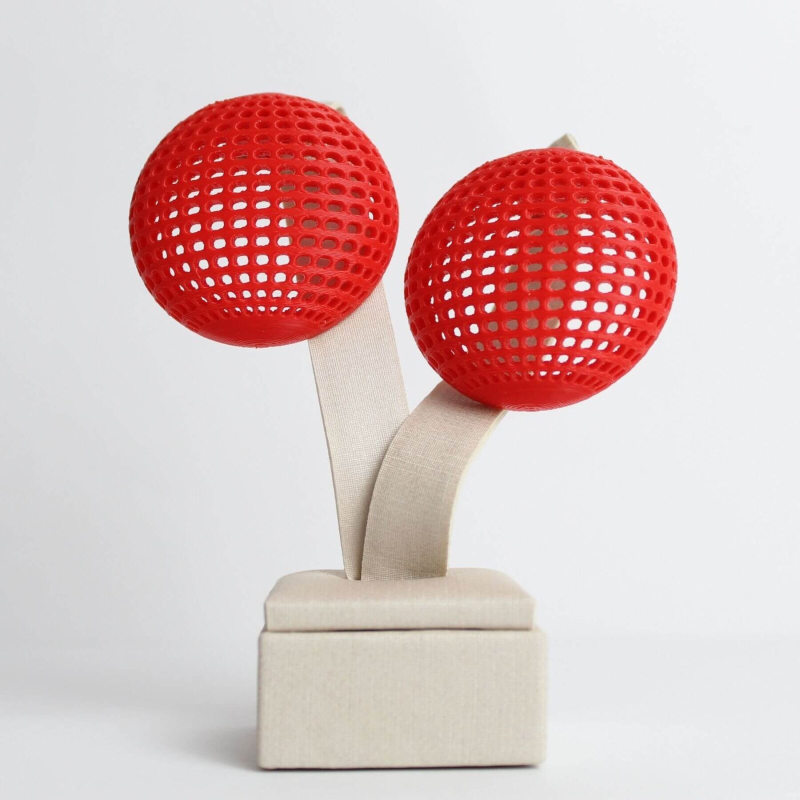 esfera vazada vermelho
