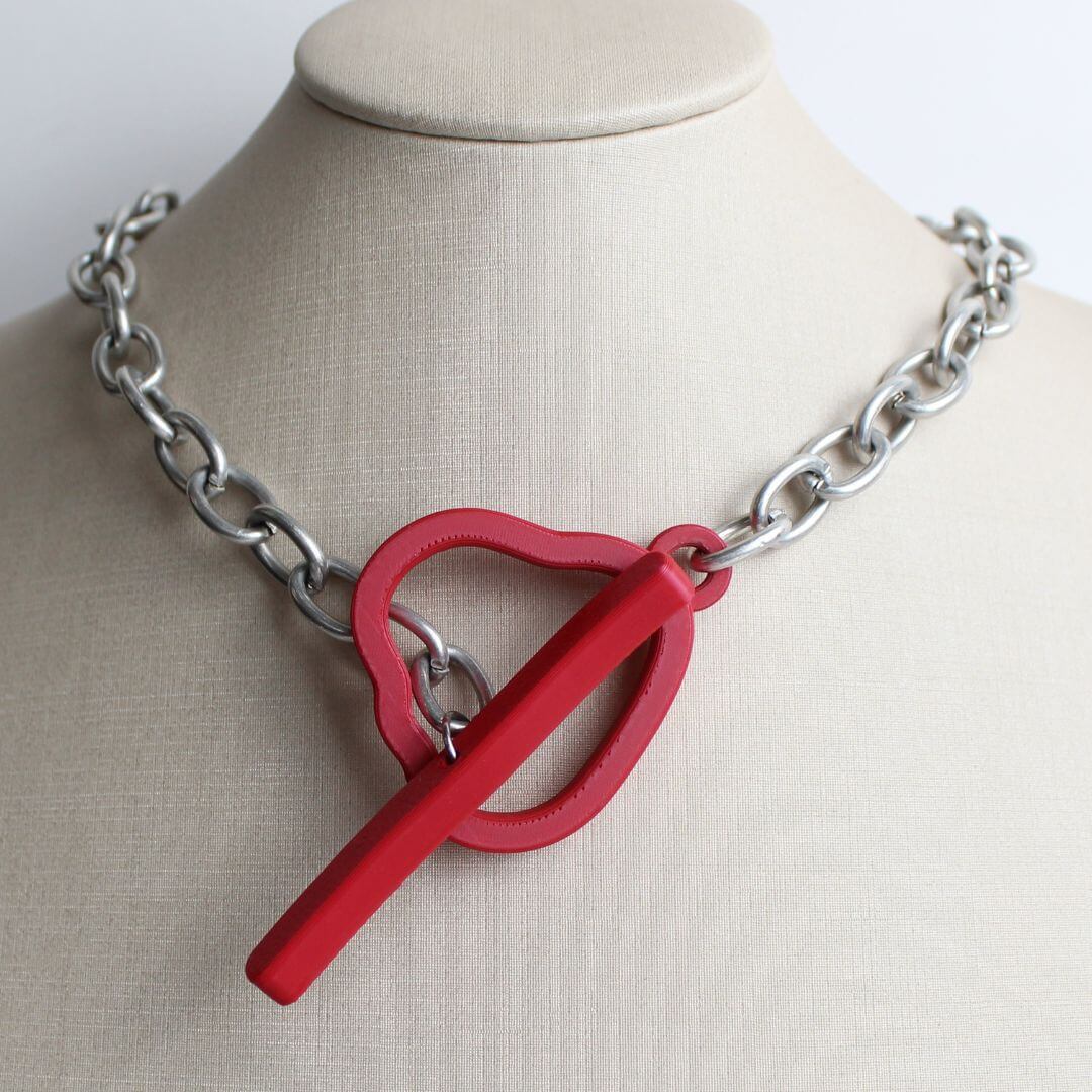 Choker Ameba Vermelha Com Corrente em Alumínio